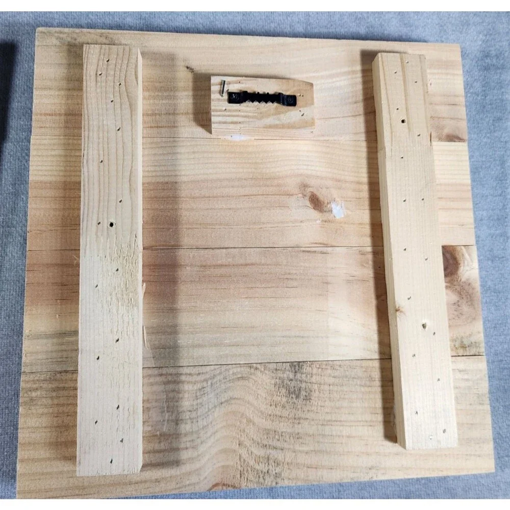 Unbranded pack 12x12